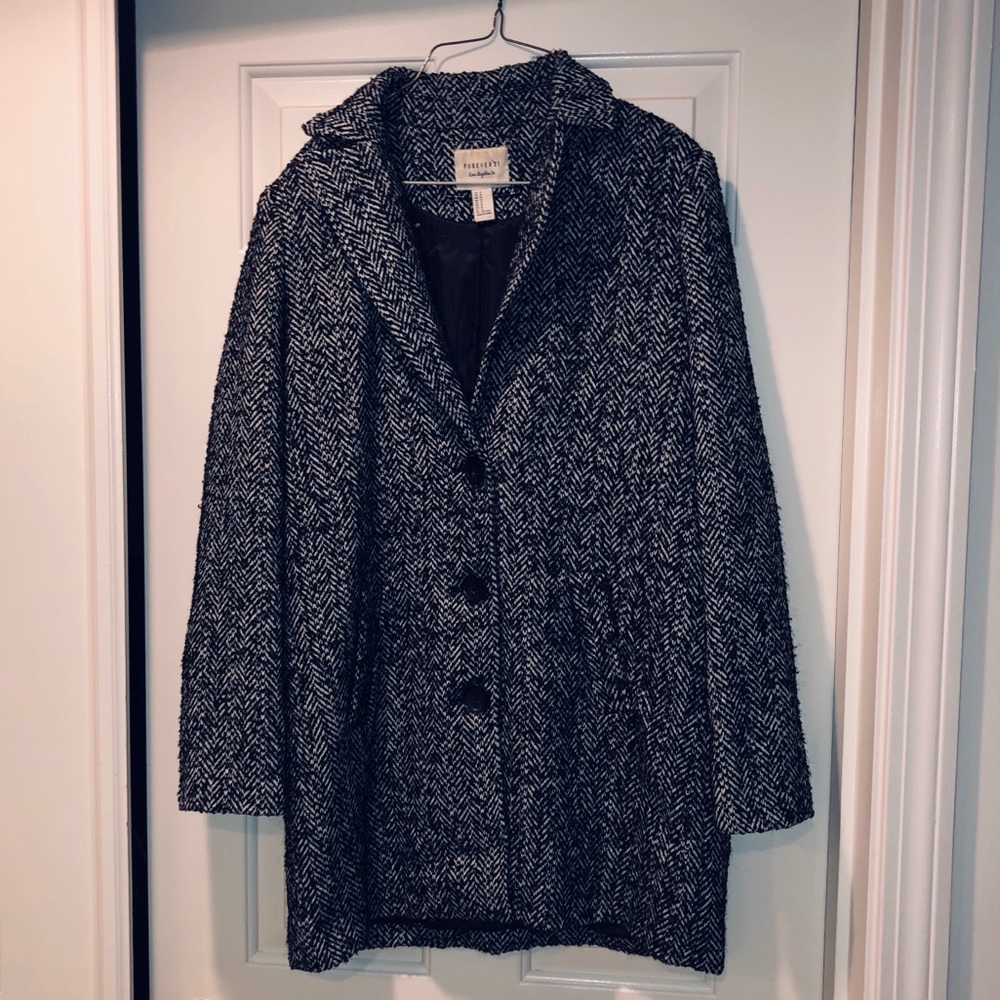 Winter / Fall trendy peacoat